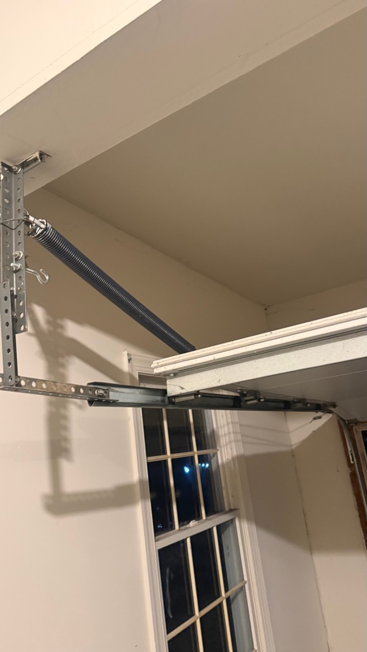 Basking Ridge garage door extension spring repair and track hardware