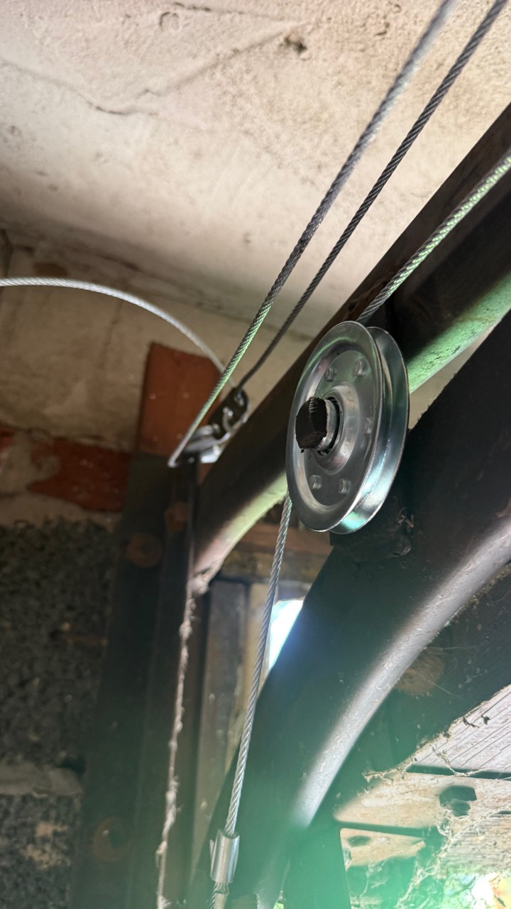 Garage door pulley and cable repair in North Arlington New Jersey